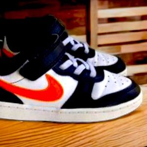 Nike Court Borough Low 2 Orange/White Toddler
Sneakers 11 kids